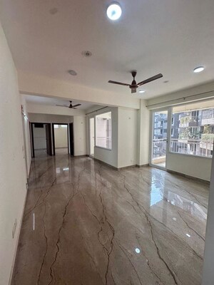 Room in 3 BHK Apartment at Ram Shanti Apartment, Sector 52 – for Rent