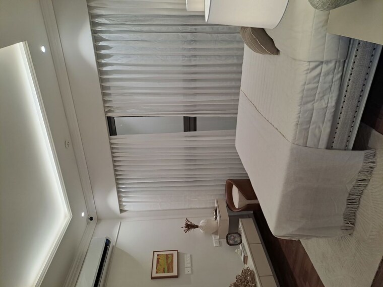 Room, indrapuram 3.5 Bedroom 2490 Sq.Ft. Apartment In Indrapuram Ghaziabad 9832388