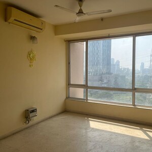 Room in 3 BHK Apartment at Unitech Escape, Rosewood City – for Rent