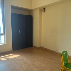 Room in 3 BHK Apartment at Unitech Escape, Rosewood City – for Rent