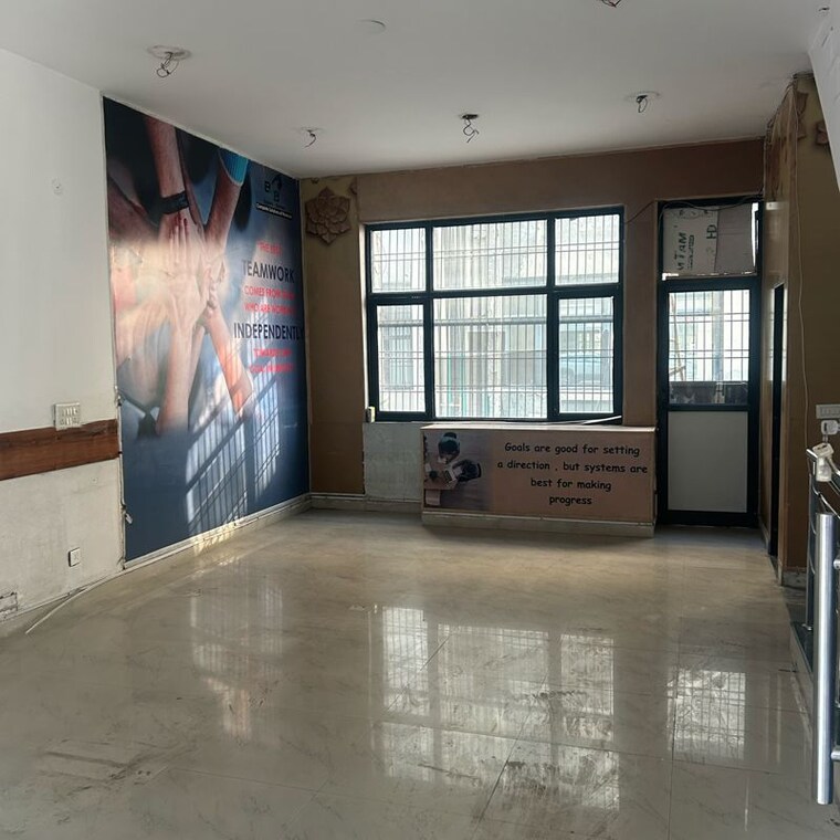 Room, sector 61 Commercial Office Space 1500 Sq.Ft. In Sector 61 Sonipat 9832429