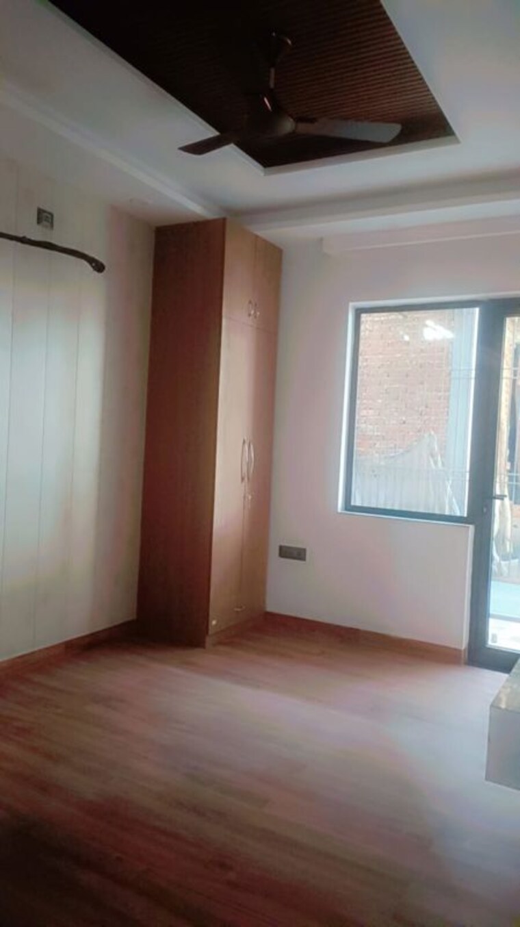 Room, bptp-district-3 3 Bedroom 1620 Sq.Ft. Builder Floor In Sector 85 Faridabad 9832509