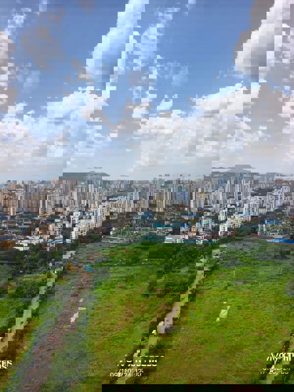 2 BHK + Pooja Room 800 Sq.Ft. Apartment in Risland The Icon Phase 1