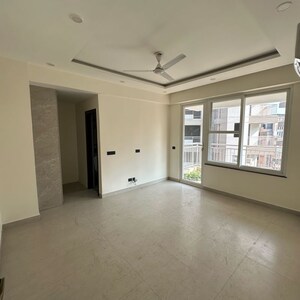 Room in 3.5 BHK Apartment at Ram Shanti Apartment, Sarswati Kunj ii – for Rent