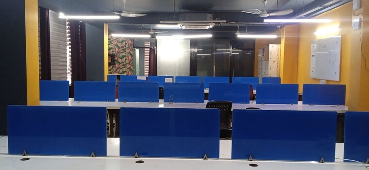 Team Area, mahavir enclave 1 Commercial Office Space 1800 Sq.Ft. In Mahavir Enclave 1 Delhi 9832625