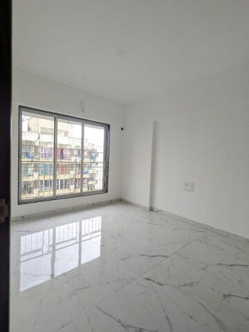 Room in 1 BHK Apartment at Dharti Pressidio, Kandivali West – for Sale