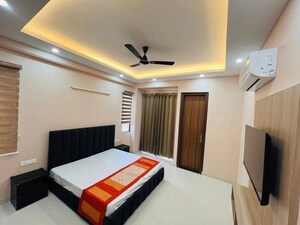 Bedroom in 1 BHK Apartment at Saket – for Rent
