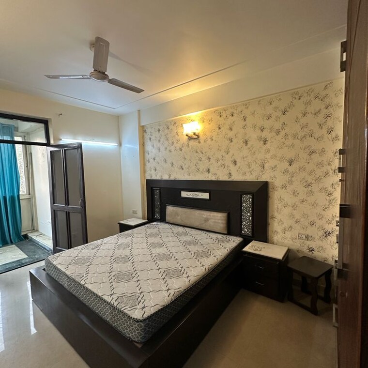 Bedroom, anand-niketan-cghs 4 Bedroom 3100 Sq.Ft. Apartment In Sarswati Kunj ii Gurgaon 9832701