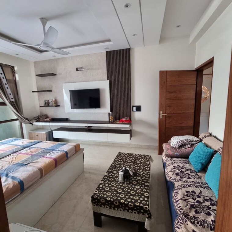 Bedroom, palam-vihar-residents-association 3.5 Bedroom 1850 Sq.Ft. Builder Floor In Palam Vihar Gurgaon 9832708