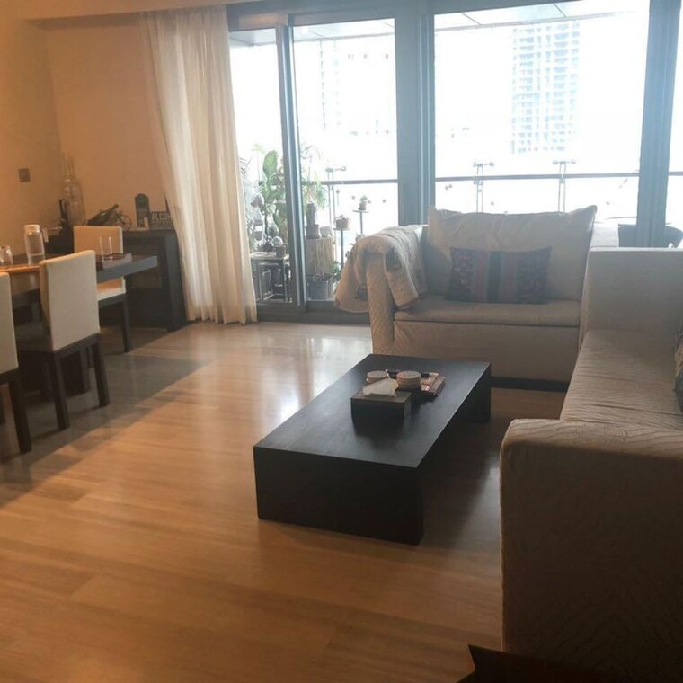 Living Room, lodha-world-view 4 Bedroom 5480 Sq.Ft. Apartment In Empire Mill Mumbai 9832719