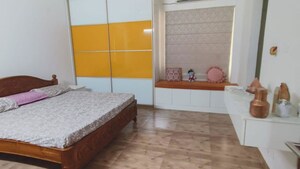 Room in 3.5 BHK Villa at Empire Insignia, Kokapet – for Rent