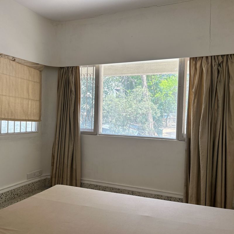 2 BHK + Pooja Room Apartment For Sale in Cumbala Hill