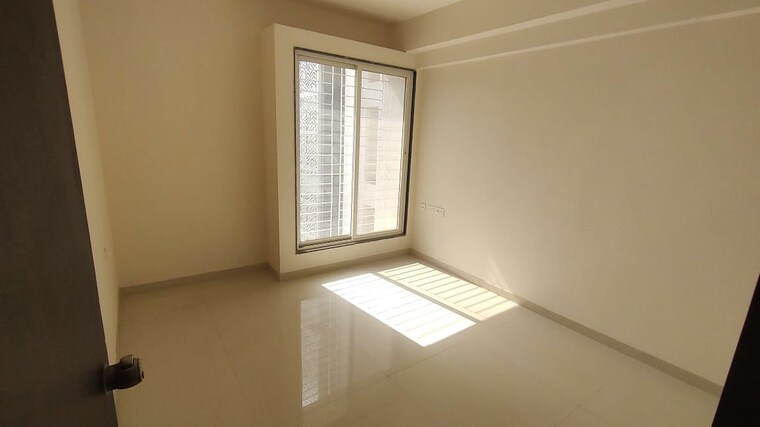 Room, basil-mondale 3 Bedroom 1300 Sq.Ft. Apartment In Mundhwa Pune 9832787