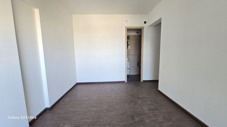 Room, raj-infinia 2 Bedroom 750 Sq.Ft. Apartment In Malad West Mumbai 9832891