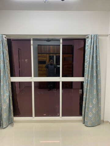 Room in 2.5 BHK Apartment at Lodha Codename Premier, Dombivli East – for Rent