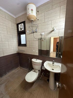 Kitchen in 4 BHK Apartment at Anand Niketan CGHS, Sector 52 – for Rent