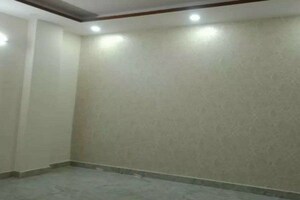 Room in 2.5 BHK Builder Floor at New Ashok Nagar – for Rent