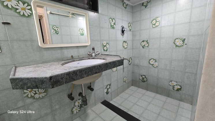 Bathroom, crystal-palace-chs 3 Bedroom 2800 Sq.Ft. Villa In Malad West Mumbai 9832280
