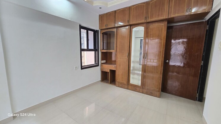Bedroom, malad east 2 Bedroom 700 Sq.Ft. Apartment In Malad East Mumbai 9832956