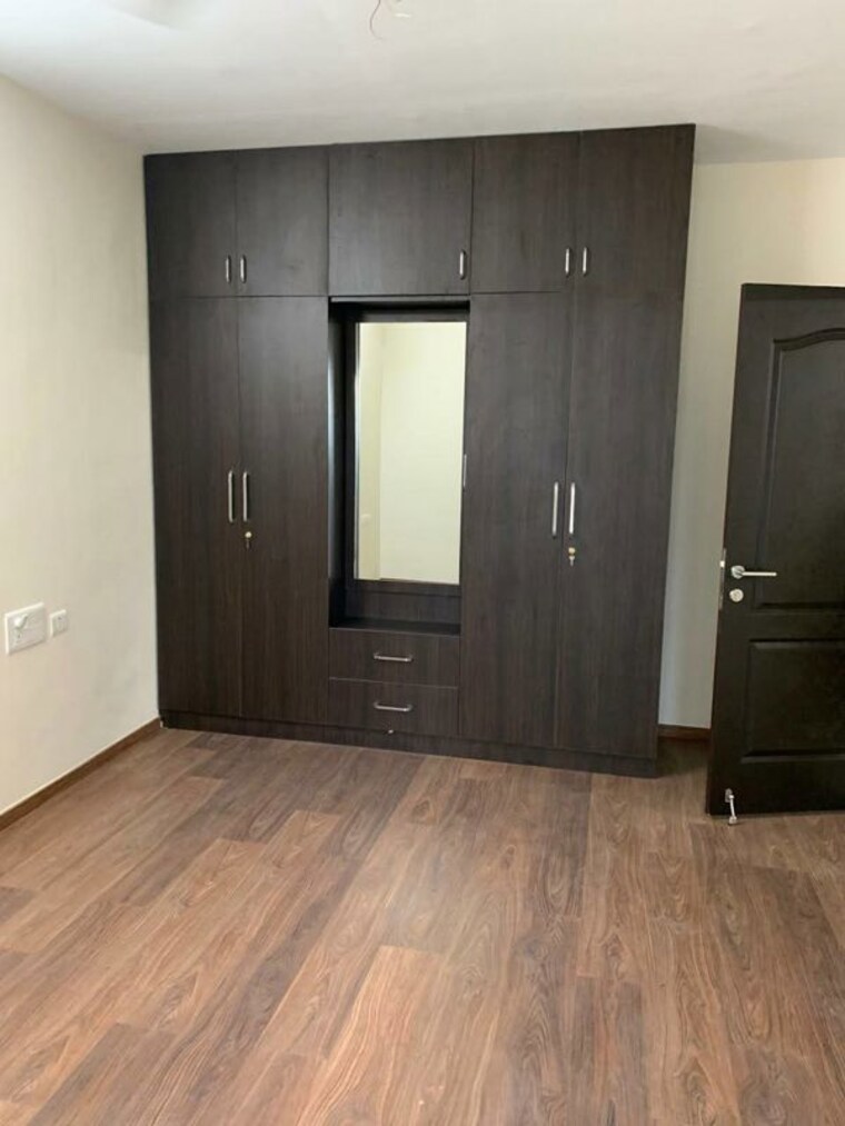 Room, shriram-luxor  1195 Sq.Ft. Apartment In Hennur Road Bangalore 9833060
