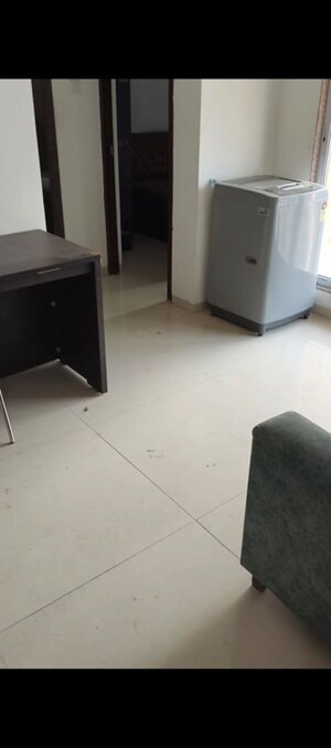 1 BHK Apartment For Rent in Avant Hillway, Goregaon East
