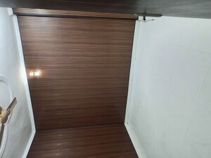 Room in 3 BHK Builder Floor at Dwarka Mor – for Sale