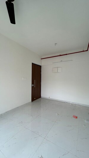 Room in 3 BHK Apartment at Runwal Gardens, Dombivli East – for Rent