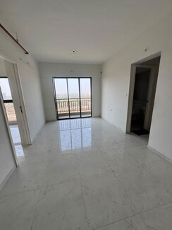 3 BHK + Pooja Room Apartment For Rent in Runwal Gardens
