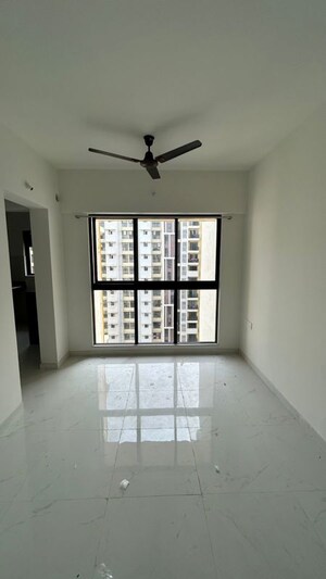 Room in 3 BHK Apartment at Runwal Gardens, Dombivli East – for Rent