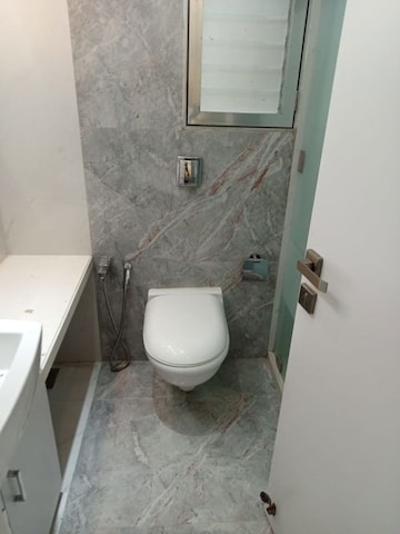 Bathroom in 3 BHK Apartment at Elizabeth Home, Santacruz West – for Rent