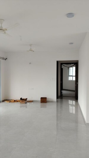 Room in 3 BHK Apartment at Nyati Defence Enclave, Undri – for Rent