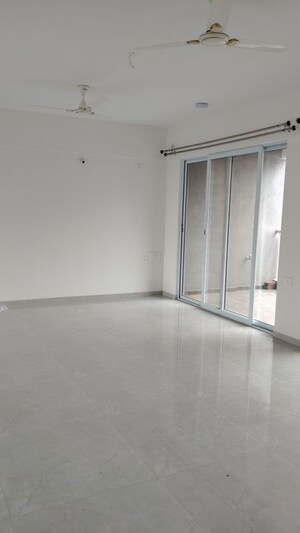 Room in 3 BHK Apartment at Nyati Defence Enclave, Undri – for Rent