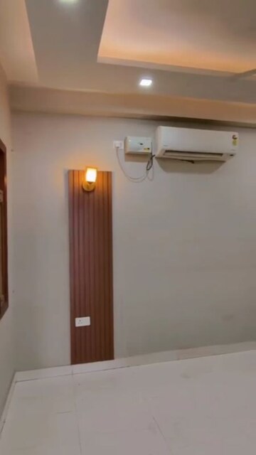 Furnished Amenities in 4 BHK Villa at Sector 10 Greater Noida – for Sale