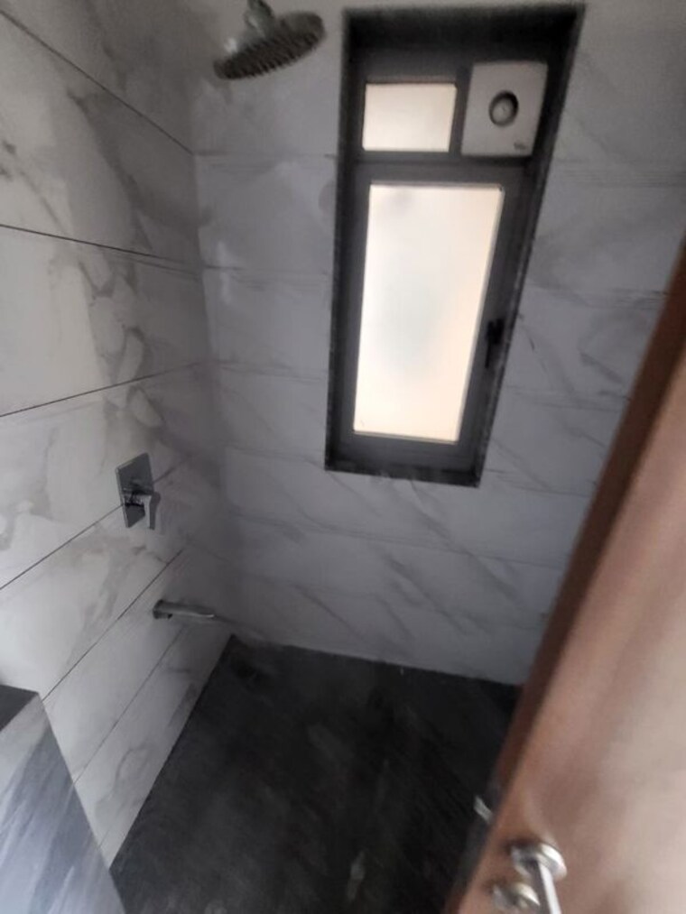 Bathroom, kalpataru-parkcity-sunrise-a 2 Bedroom 654 Sq.Ft. Apartment In Kolshet Road Thane 9833121