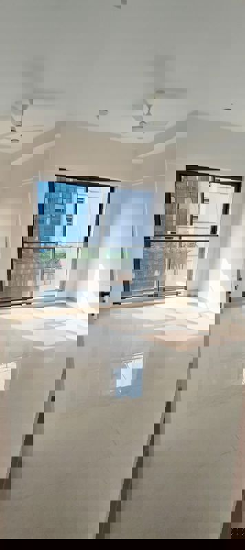 2 BHK 800 Sq.Ft. Apartment in S Raheja Silver Rock