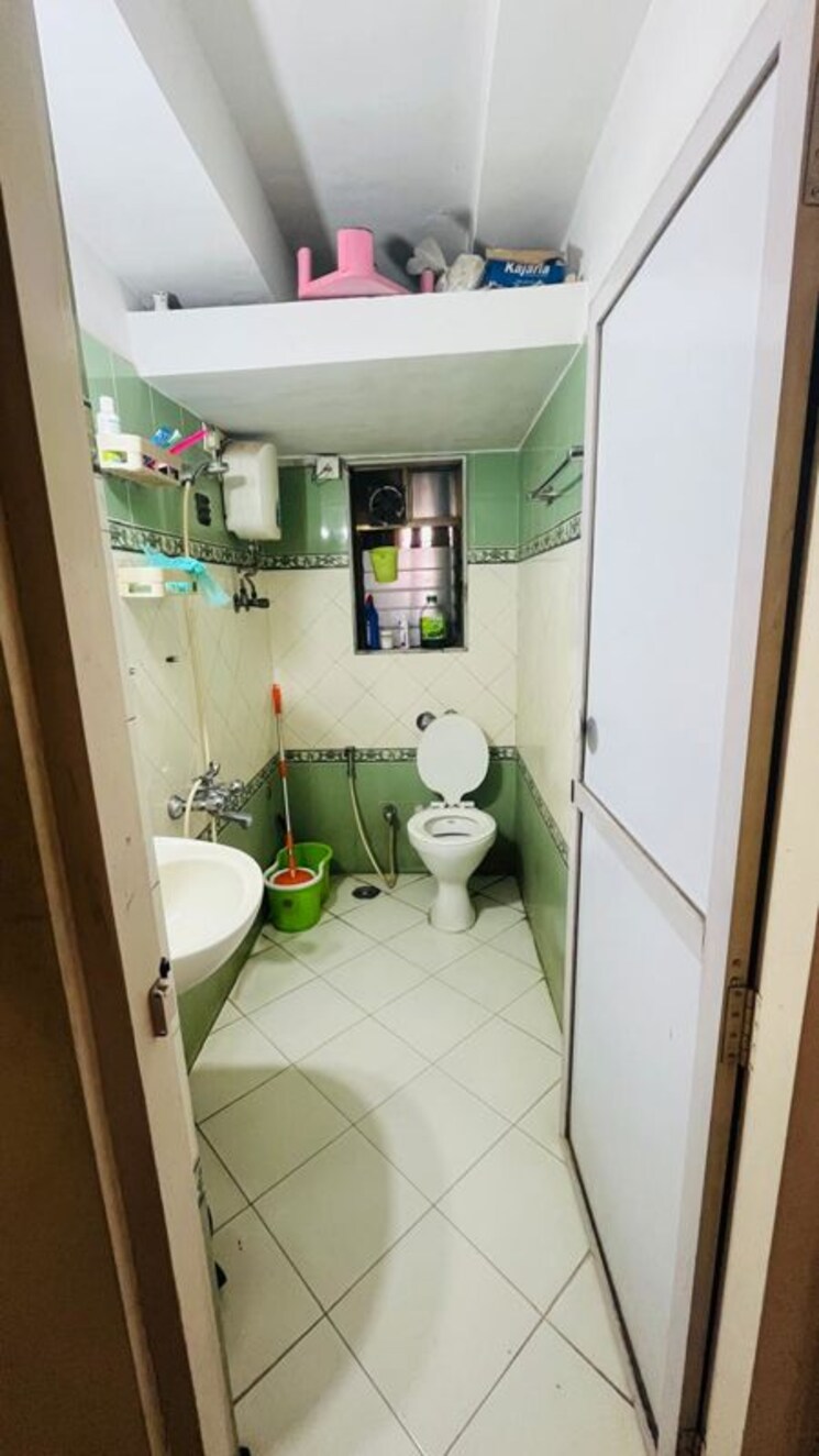 Team Area, reminess-apartment 3 Bedroom 1220 Sq.Ft. Apartment In Bandra West Mumbai 9833135