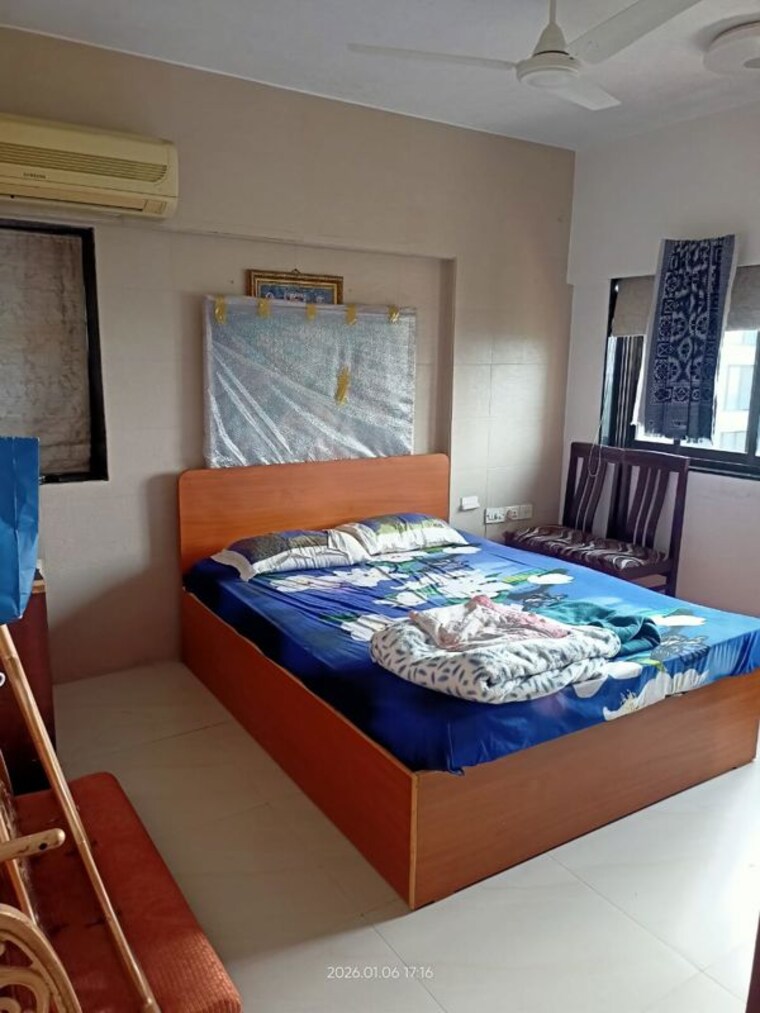 Bedroom, retreat-apartment 2 Bedroom 800 Sq.Ft. Apartment In Santacruz West Mumbai 9833147