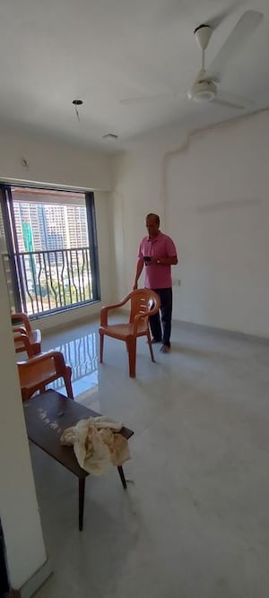 Living Room in 2 BHK Apartment at Shree Prafull CHSL, Kandivali West – for Rent