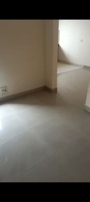2 BHK Apartment For Rent in UPAVP Ganga Yamuna And Hindon Enclave, Pratap Vihar