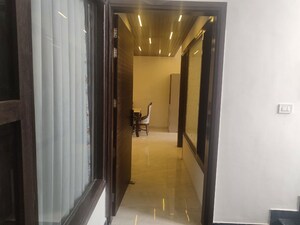 Building Lobby in 3 BHK Builder Floor at Panchkula Urban Estate – for Rent