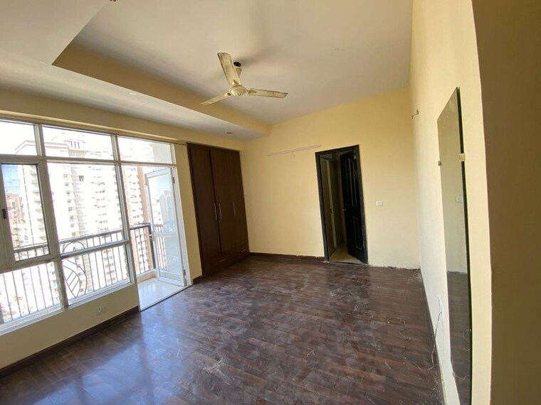 Room, prateek-wisteria 3 Bedroom 1560 Sq.Ft. Apartment In Sector 77 Noida 9833189