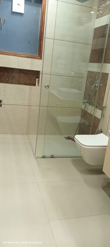 Bathroom in 3.5 BHK Builder Floor at Panchkula Urban Estate – for Rent