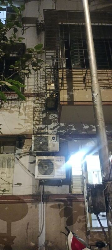 1 BHK Apartment – Exterior View View at Hind Mansion Apartments, Mahim West - for Rent