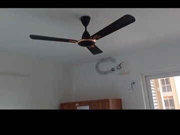 Furnished Amenities in 3 BHK Apartment at Rishita Manhattan, Gomti Nagar – for Rent