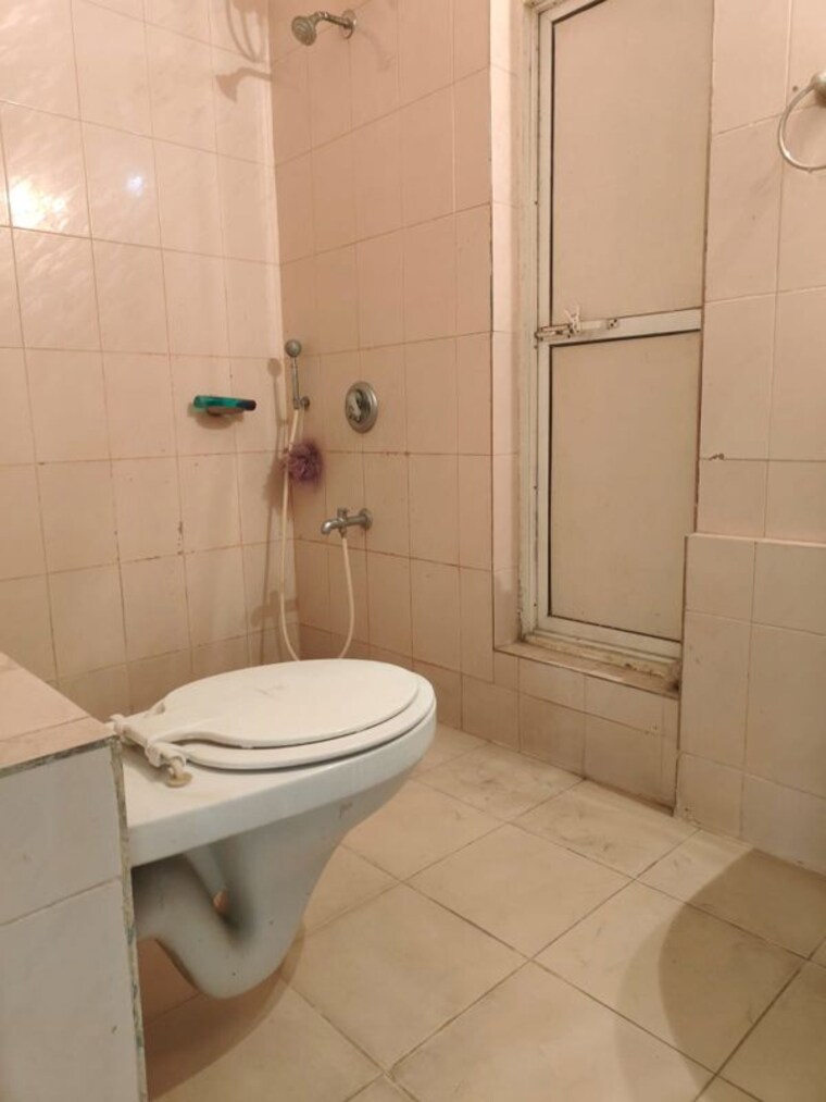 Bathroom, ravi-estate 2 Bedroom 700 Sq.Ft. Apartment In Pokhran Road No One Thane 9833236
