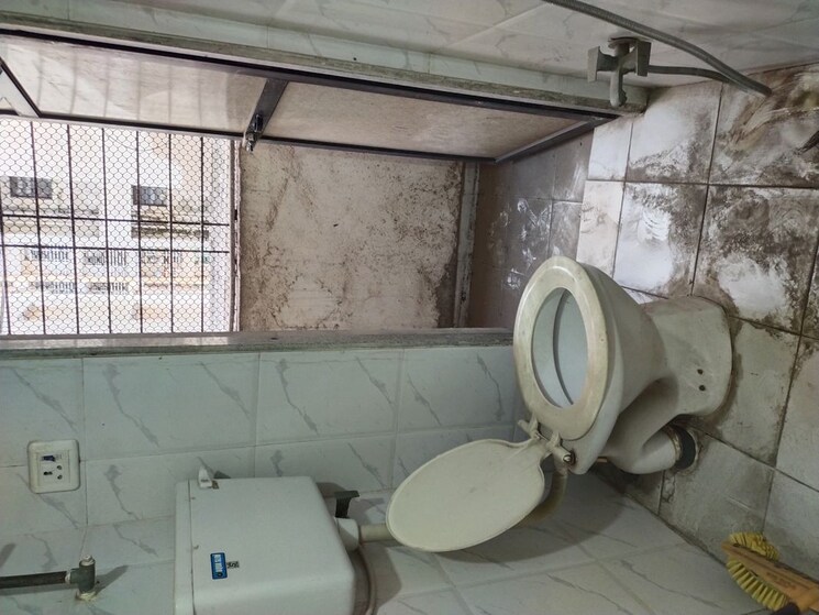 Bathroom, sector 25 kamothe 2 Bedroom 895 Sq.Ft. Apartment In Sector 25 Kamothe Navi Mumbai 9833208