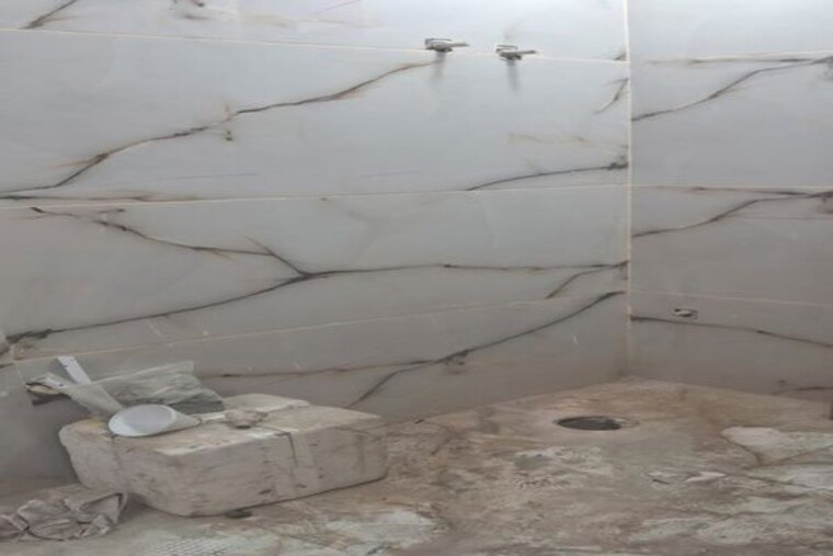 Bathroom, chander nagar 2 Bedroom 88 Sq.Yd. Builder Floor In Chander Nagar Delhi 9813363