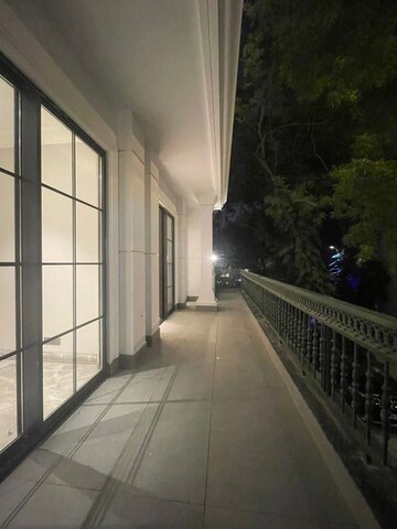 Balcony in 3 BHK Builder Floor at Defence Colony – for Sale