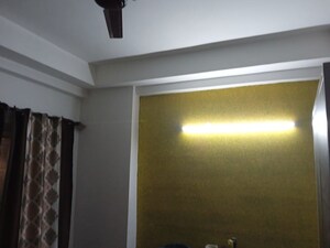 Room in 3 BHK Builder Floor at RWA Apartments Sector 41, Sector 41 – for Rent