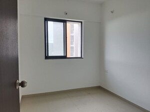Room in 2 BHK Apartment at Shapoorji Pallonji Joyville Hinjewadi, Hinjewadi – for Rent